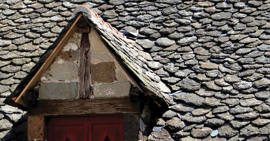 Pose de toiture en Lauze